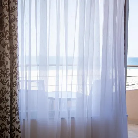 Bueno Hotel 3*